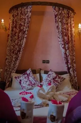 Classic Tek Büyük Yataklı Oda, Banyolu/Duşlu