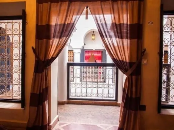 Superior Süit, Banyolu/Duşlu