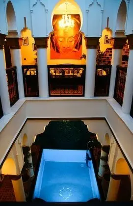 Superior Süit, Banyolu/Duşlu