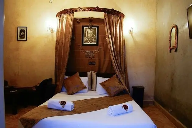 Superior Tek Büyük Yataklı Oda, Banyolu/Duşlu