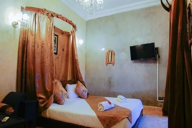 Superior Tek Büyük Yataklı Oda, Banyolu/Duşlu