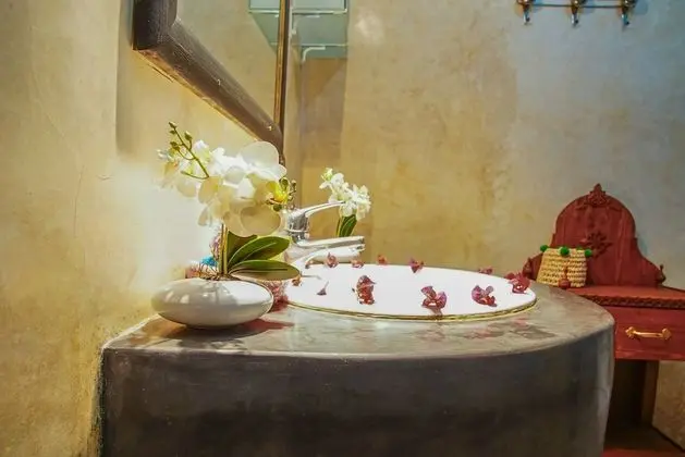 Superior Tek Büyük Yataklı Oda, Banyolu/Duşlu