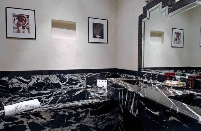 Superior Tek Büyük Yataklı Oda