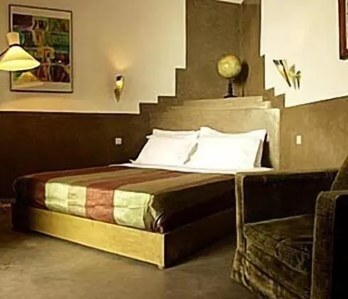 Tek Büyük Yataklı Oda (Green)