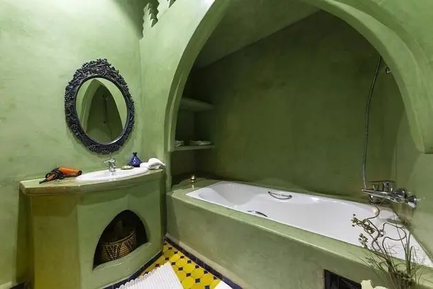 Superior Süit, 1 En Büyük (King) Boy Yatak, Havuz Manzaralı (Assila)