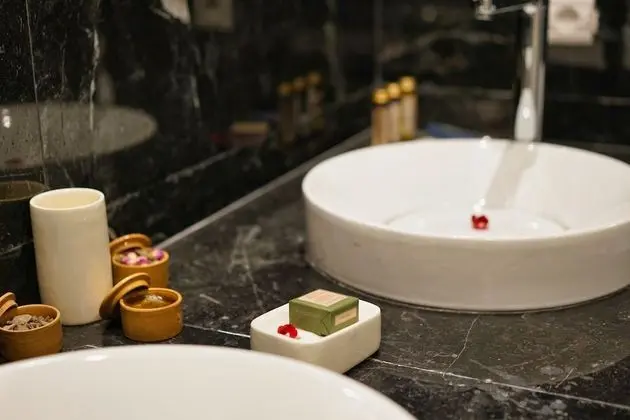 Grand Süit, 1 En Büyük (King) Boy Yatak, Sigara İçilmez, Şehir Manzaralı