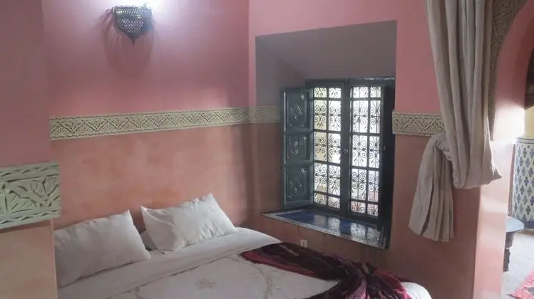 Comfort Tek Büyük veya İki Ayrı Yataklı Oda, 2 Tek Kişilik Yatak, Avlu Manzaralı