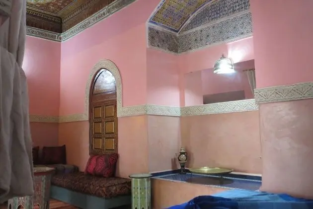 Comfort Tek Büyük veya İki Ayrı Yataklı Oda, 2 Tek Kişilik Yatak, Avlu Manzaralı