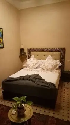 Economy Tek Büyük Yataklı Oda