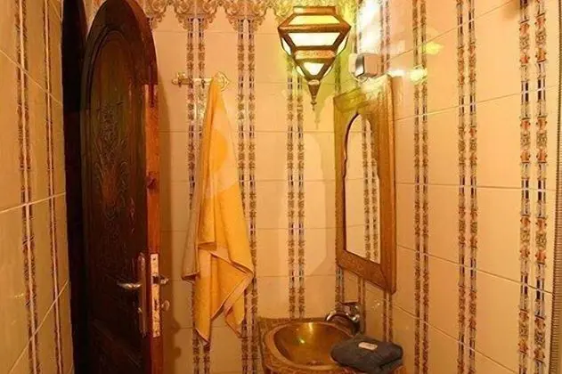 Tek Büyük Yataklı Oda