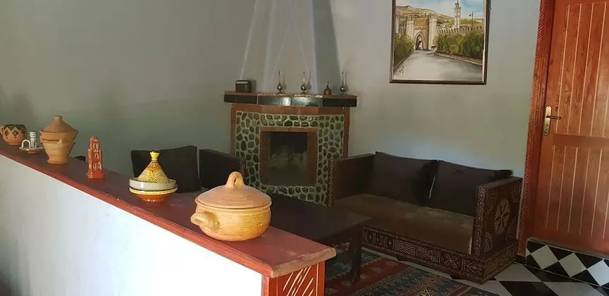 Süit, 1 Çift Kişilik Yatak, Sigara İçilebilir