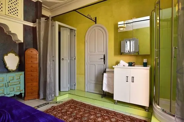 Tek Büyük Yataklı Oda, Teras