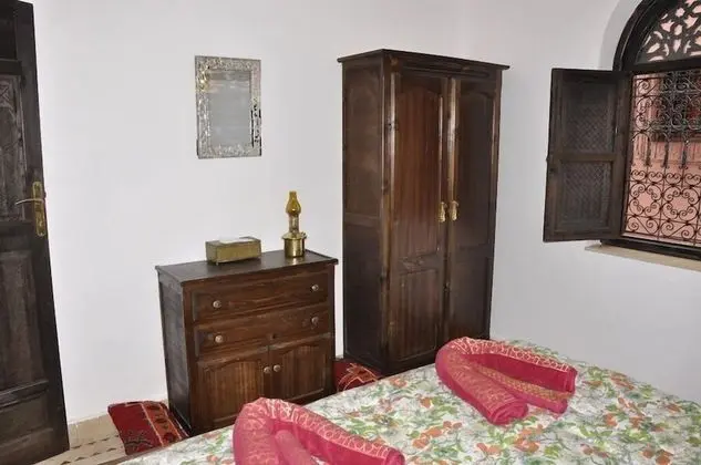 Basic Tek Büyük veya İki Ayrı Yataklı Oda, 1 En Büyük (King) Boy Yatak, Sigara İçilmez