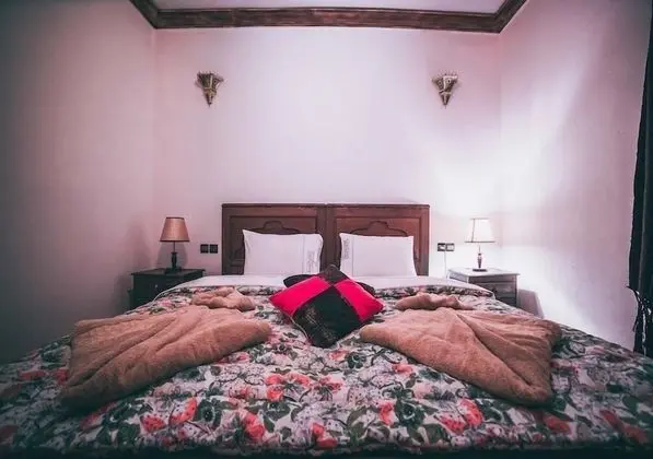 Basic Tek Büyük veya İki Ayrı Yataklı Oda, 1 En Büyük (King) Boy Yatak, Sigara İçilmez