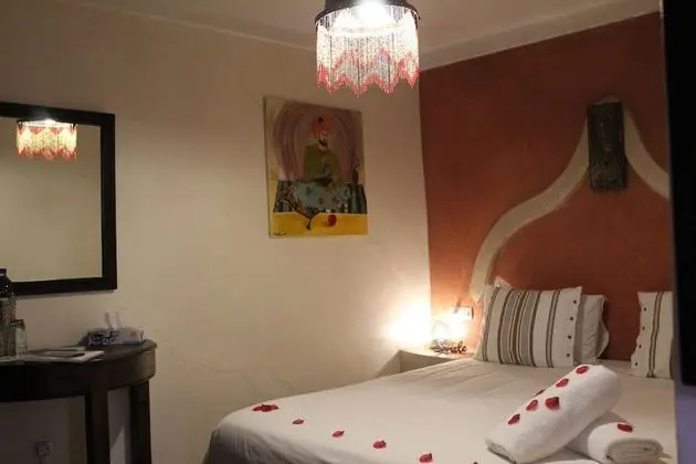 Standard Tek Büyük Yataklı Oda, Banyolu/Duşlu