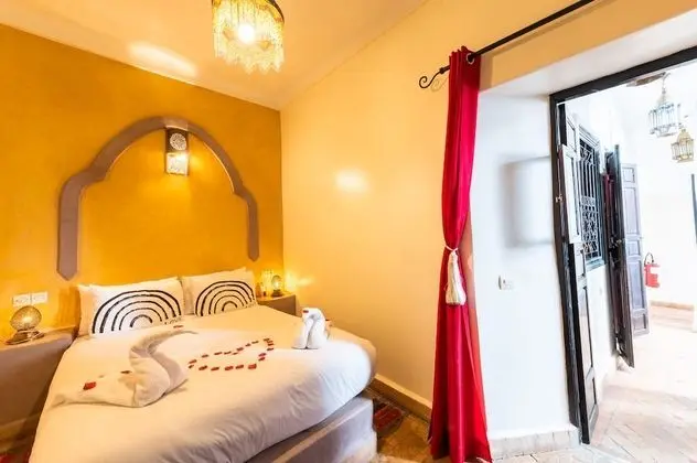 Standard Tek Büyük Yataklı Oda, Banyolu/Duşlu