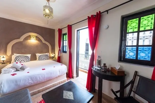 Superior Tek Büyük Yataklı Oda, Banyolu/Duşlu