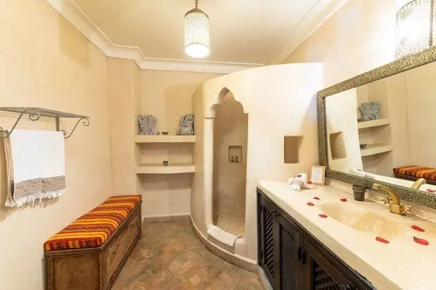 Superior Tek Büyük Yataklı Oda, Banyolu/Duşlu