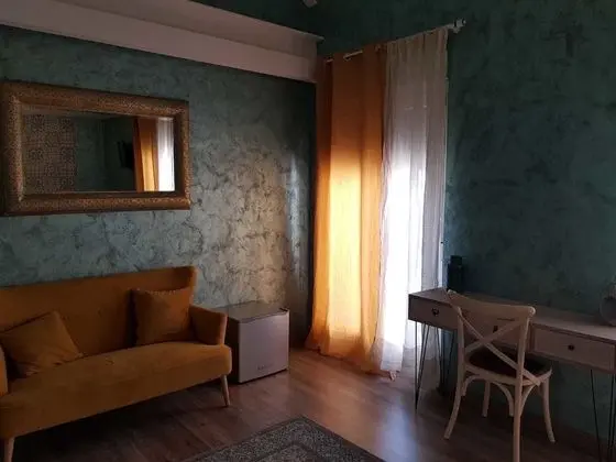 Deluxe Tek Büyük Yataklı Oda (Alheli)