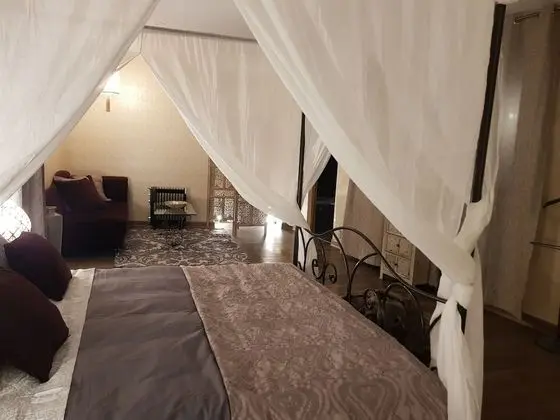 Royal Tek Büyük Yataklı Oda (Azahar)