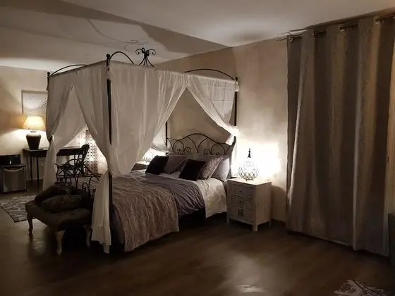 Royal Tek Büyük Yataklı Oda (Azahar)