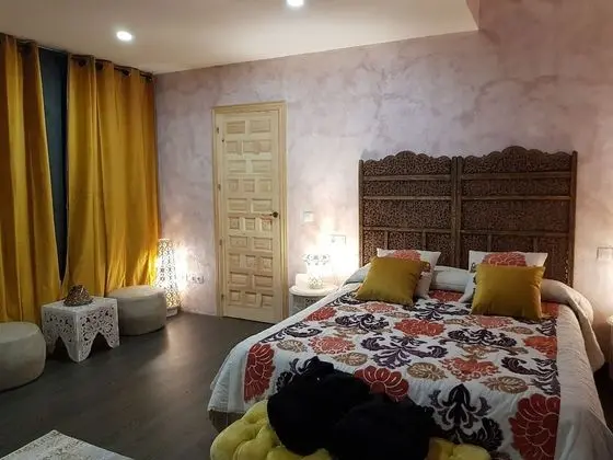 Superior Tek Büyük Yataklı Oda (Lavanda)