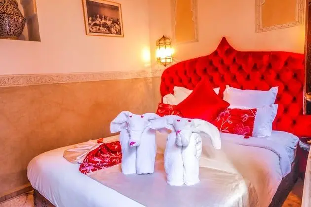 Deluxe Tek Büyük Yataklı Oda, 1 Büyük (Queen) Boy Yatak, Sigara İçilmez, Avlu Manzaralı (Maysar)