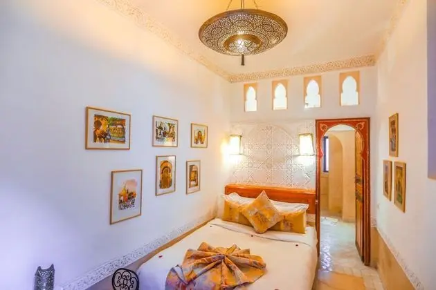 Deluxe Tek Büyük Yataklı Oda, 1 Büyük (Queen) Boy Yatak, Sigara İçilmez, Avlu Manzaralı (Maysar)