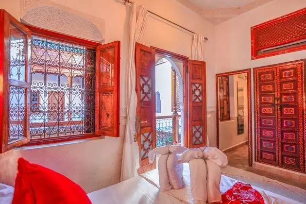 Deluxe Tek Büyük Yataklı Oda, 1 Büyük (Queen) Boy Yatak, Sigara İçilmez, Avlu Manzaralı (Maysar)