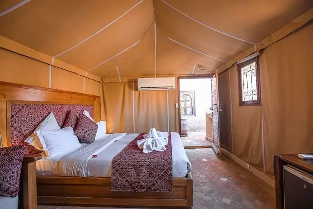 Junior Süit, 1 En Büyük (King) Boy Yatak, Sigara İçilmez, Avlu Manzaralı (Gaya)