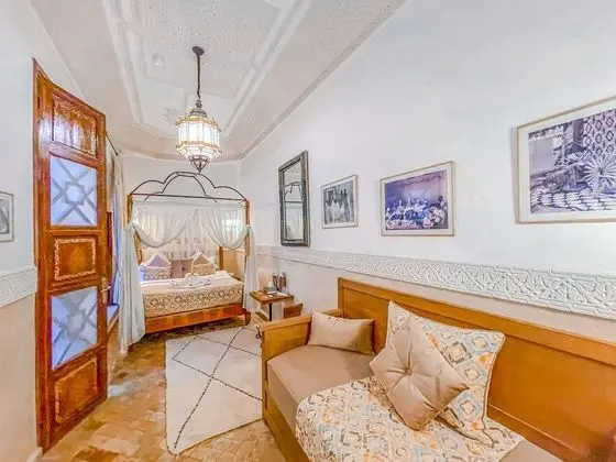 Junior Süit, 1 En Büyük (King) Boy Yatak, Sigara İçilmez, Avlu Manzaralı (Gaya)