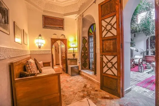 Junior Süit, 1 En Büyük (King) Boy Yatak, Sigara İçilmez, Avlu Manzaralı (Gaya)