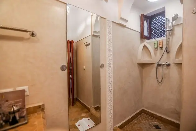 Standard Tek Büyük Yataklı Oda, 1 Çift Kişilik Yatak, Sigara İçilmez, Avlu Manzaralı (Badis)