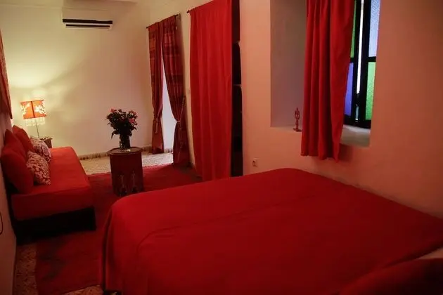 Comfort Tek Büyük Yataklı Oda (Coquelicot)