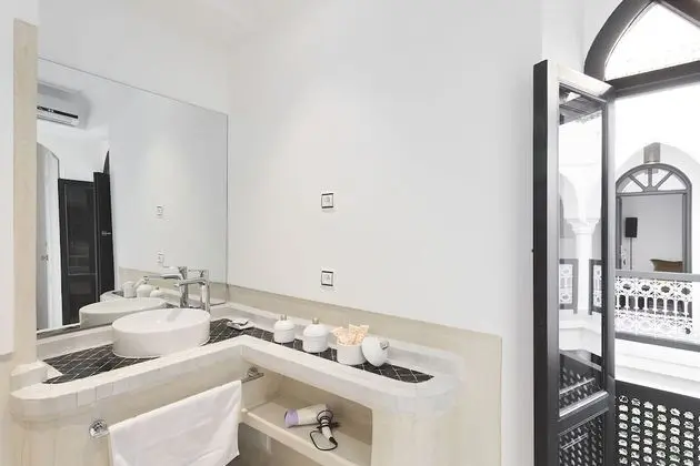 Junior Süit (Hematite)