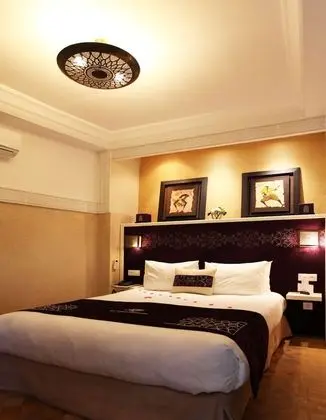 Standard Tek Büyük Yataklı Oda