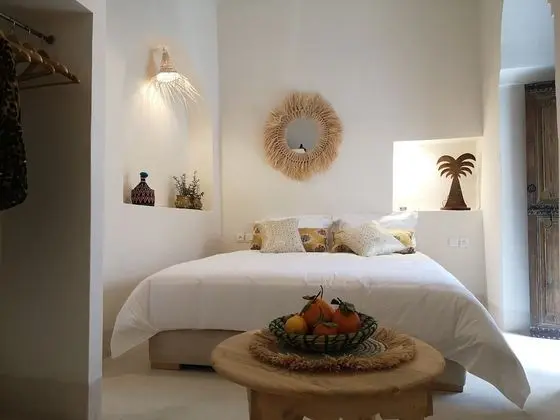 Standard Oda, 1 Büyük (Queen) Boy Yatak