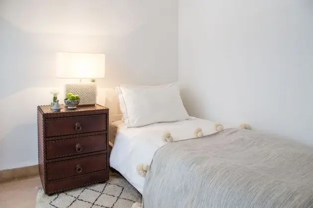 Tek Kişilik Oda (Badia Côté BELDI)