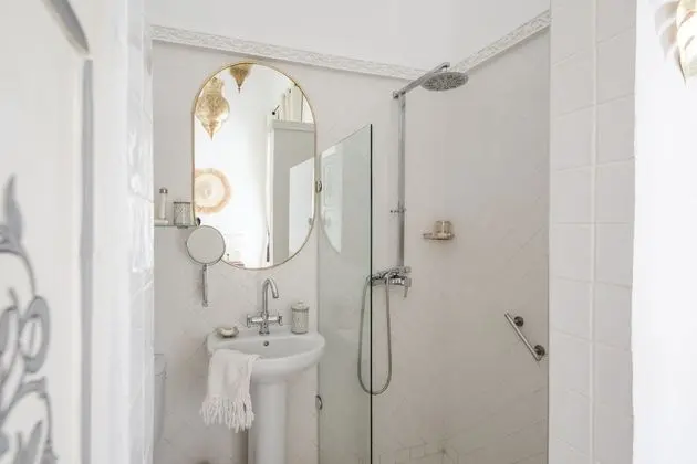 Tek Kişilik Oda (Badia Côté BELDI)