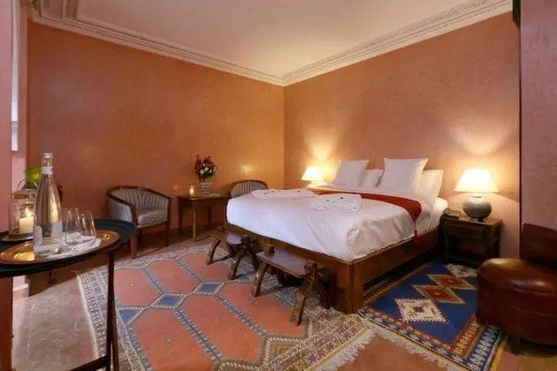 Comfort Tek Büyük Yataklı Oda (OPALE DE FEU)