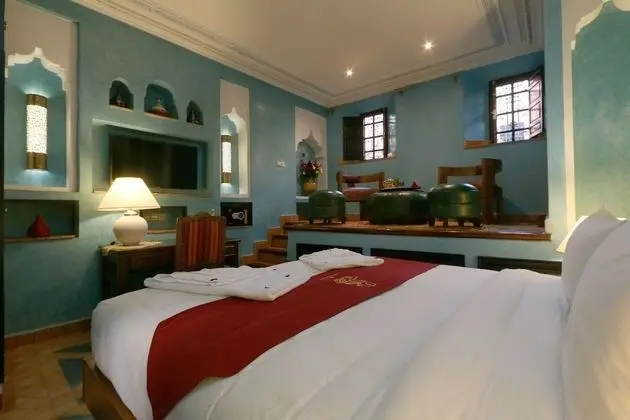 Comfort Tek Büyük Yataklı Oda (TURQUOISE)