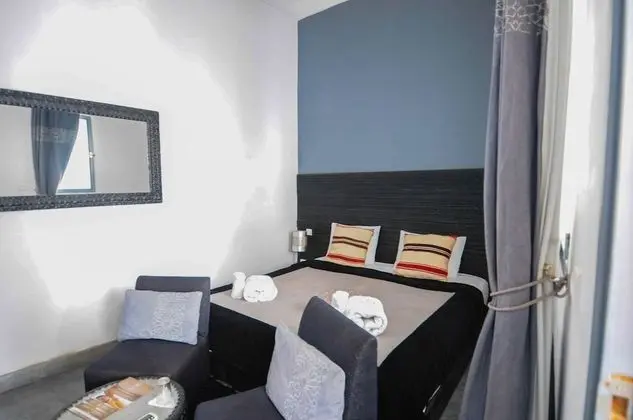 Superior Tek Büyük veya İki Ayrı Yataklı Oda