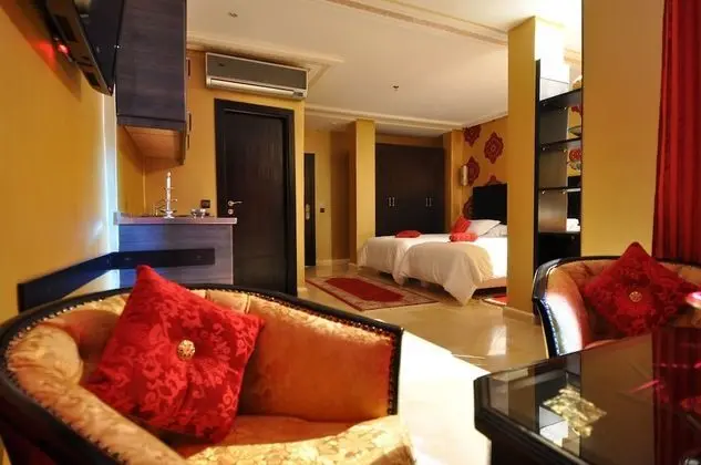 Grand Tek Büyük Yataklı Oda