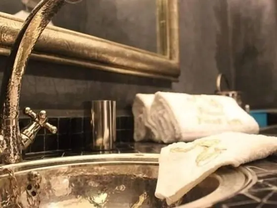 Tek Büyük Yataklı Oda, Özel Banyo