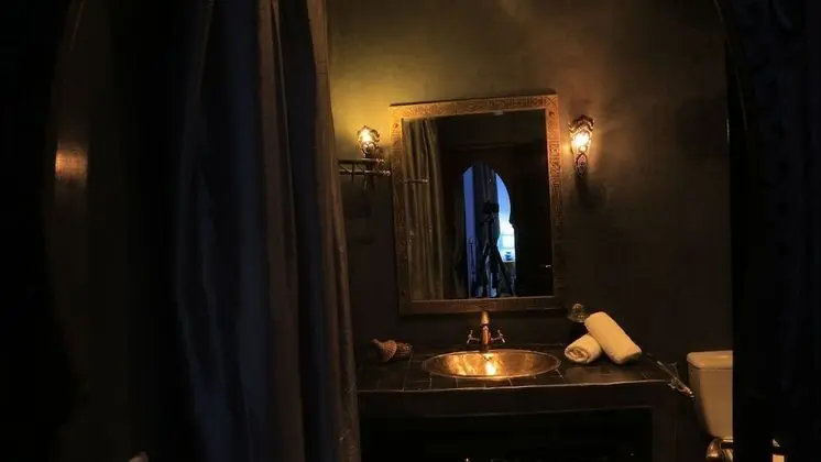 Classic Tek Büyük Yataklı Oda, 1 Çift Kişilik Yatak, Havuz Manzaralı