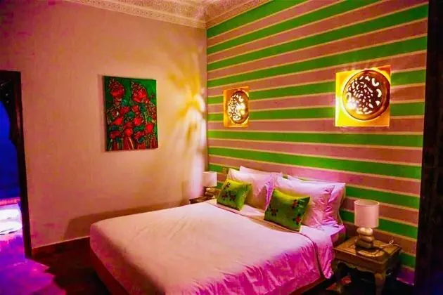 Junior Süit, Sigara İçilmez, Avlu Manzaralı