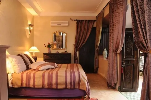 Superior Tek Büyük veya İki Ayrı Yataklı Oda