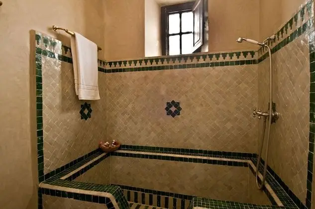 Superior Tek Büyük veya İki Ayrı Yataklı Oda