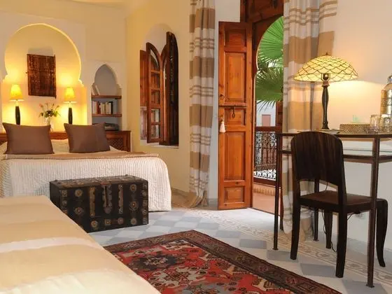 Junior Süit (Bedouine)