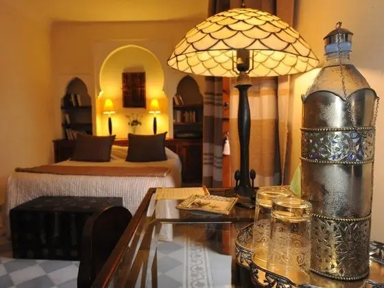 Junior Süit (Bedouine)